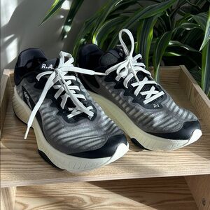 RAD R1 Athletic Shoes